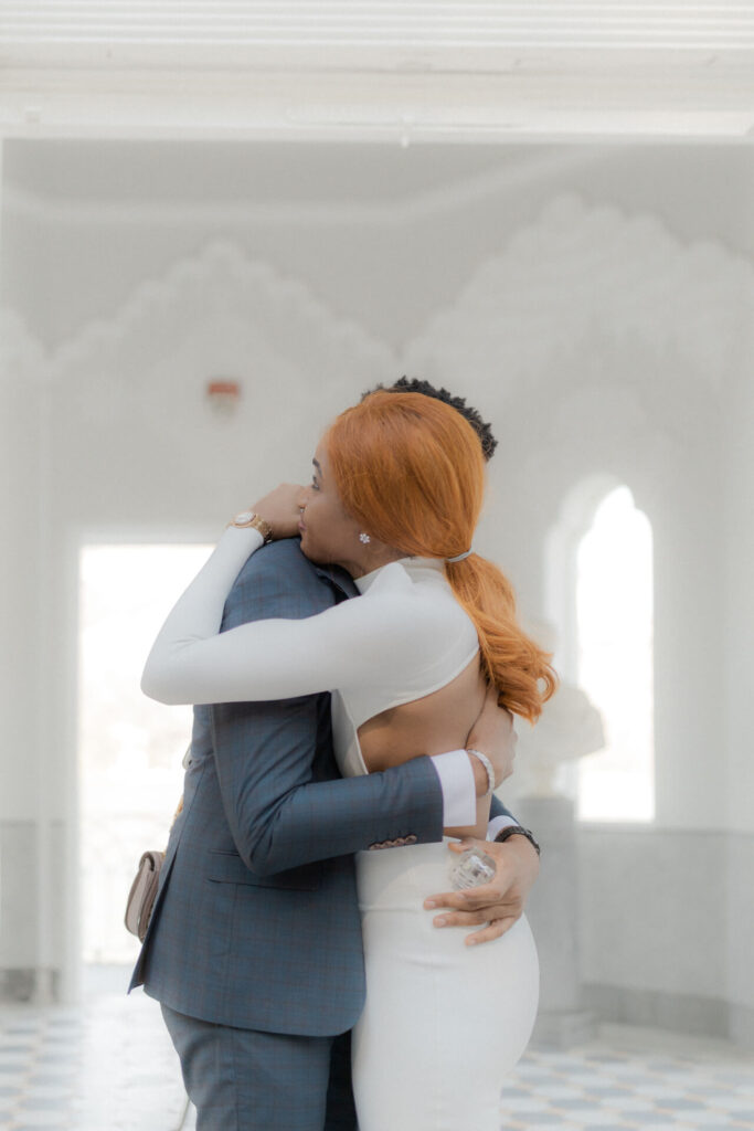 engagement at the Moorish Temple in Villa Melzidurante il loro engagement
